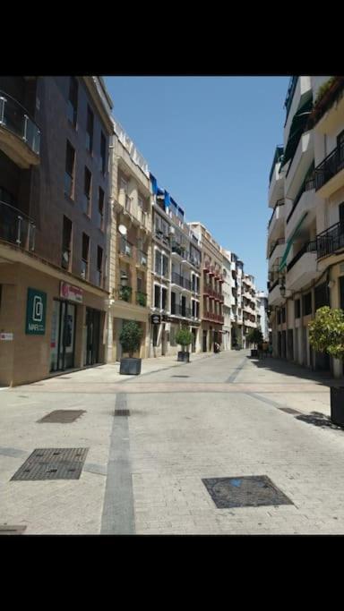 Apartamento Centrico Con Terraza Y Parking อูเอลบา ภายนอก รูปภาพ