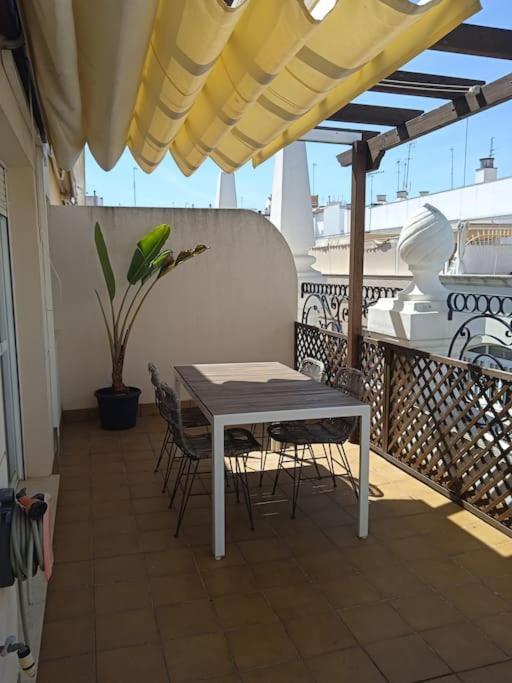 Apartamento Centrico Con Terraza Y Parking อูเอลบา ภายนอก รูปภาพ